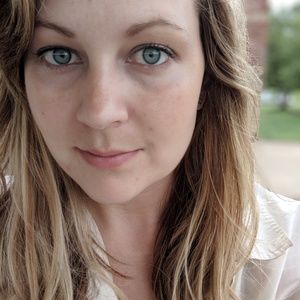 Meet your Posher, Lindsey